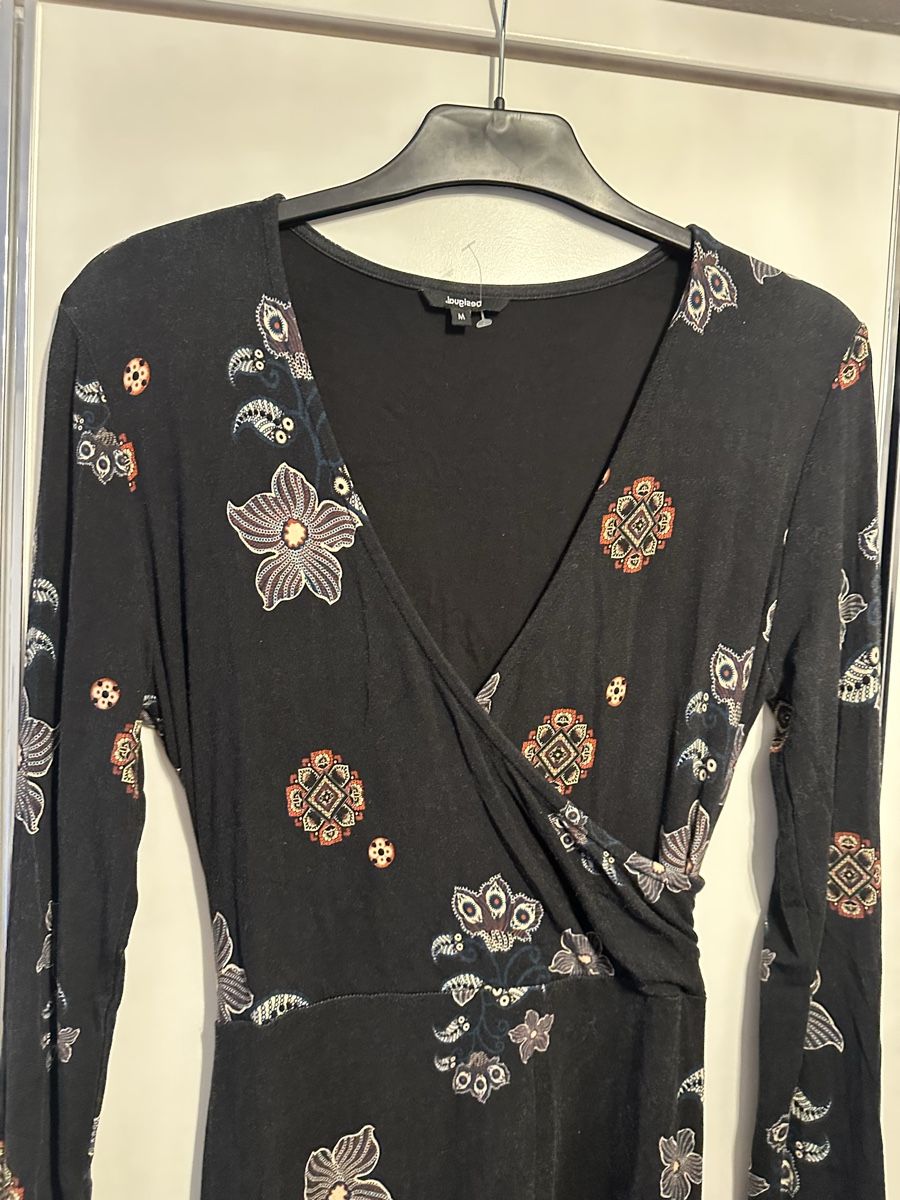Desigual Vestiti: Damen Kleid Desigual Gr.M – Usato da Pfungen venduto da Outlet64 1