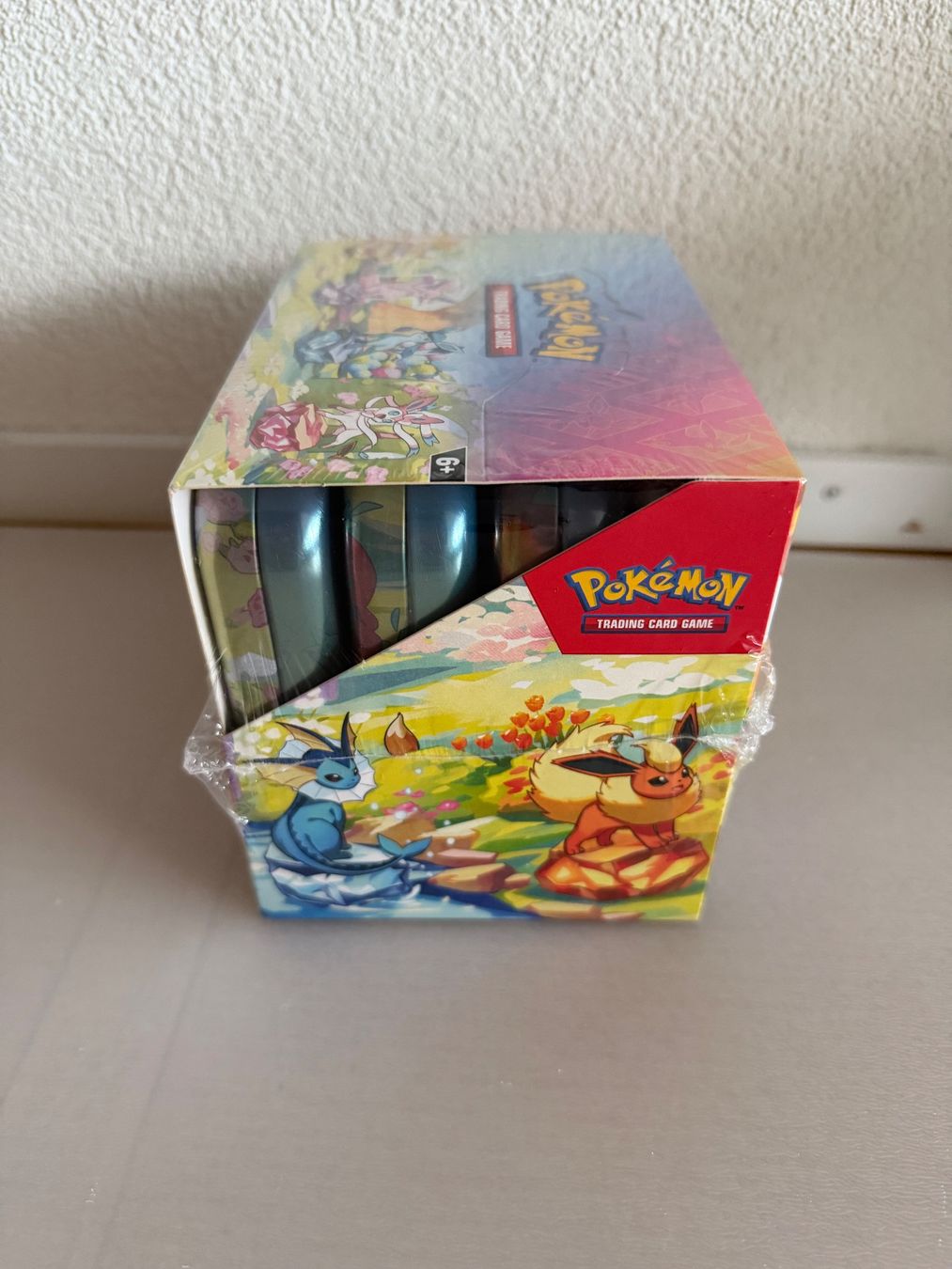 Pokémon Carte collezionabili: Pokemon Prismatic Evolutions Mini Tin Display – Nuovo e nell'imballaggio originale da Worblaufen venduto da tbegsr 1