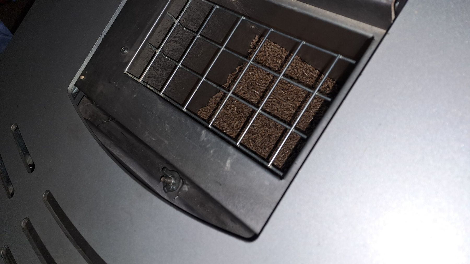 Poêles de chauffage: Pellet Ofen – D'occasion à Filisur par Zueues 8