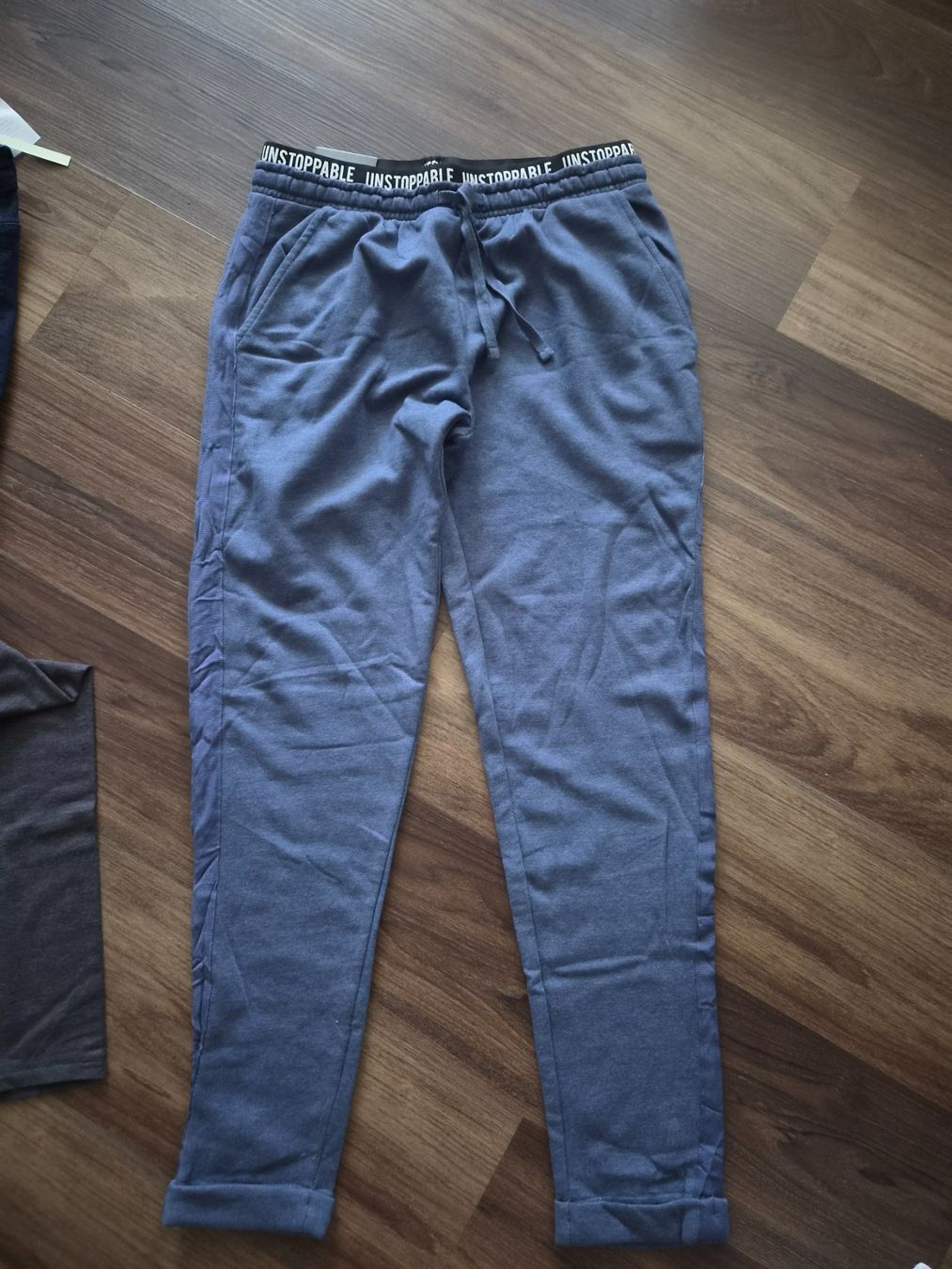 Lotti di vestiti: Hosenpaket Grösse M NEU – Nuovo (secondo la descrizione) da Altishofen venduto da tammy05 1