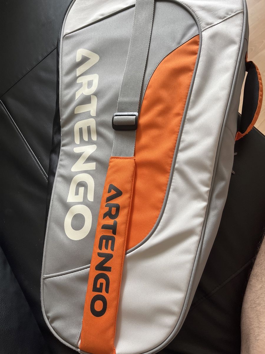 Taschen: Tennis Racket Bag Sporty – Gebraucht aus Dietlikon von clf_g9mp
