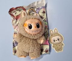 Labubu BEIGE NEUF 17 cm