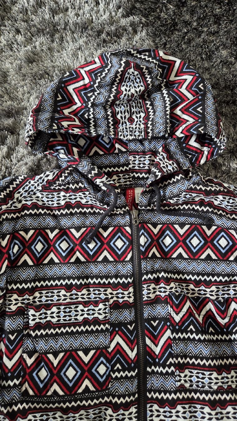 Vestes: Kapuzenjacke Grösse M – D'occasion à Schüpfheim par nat_vf5b 3