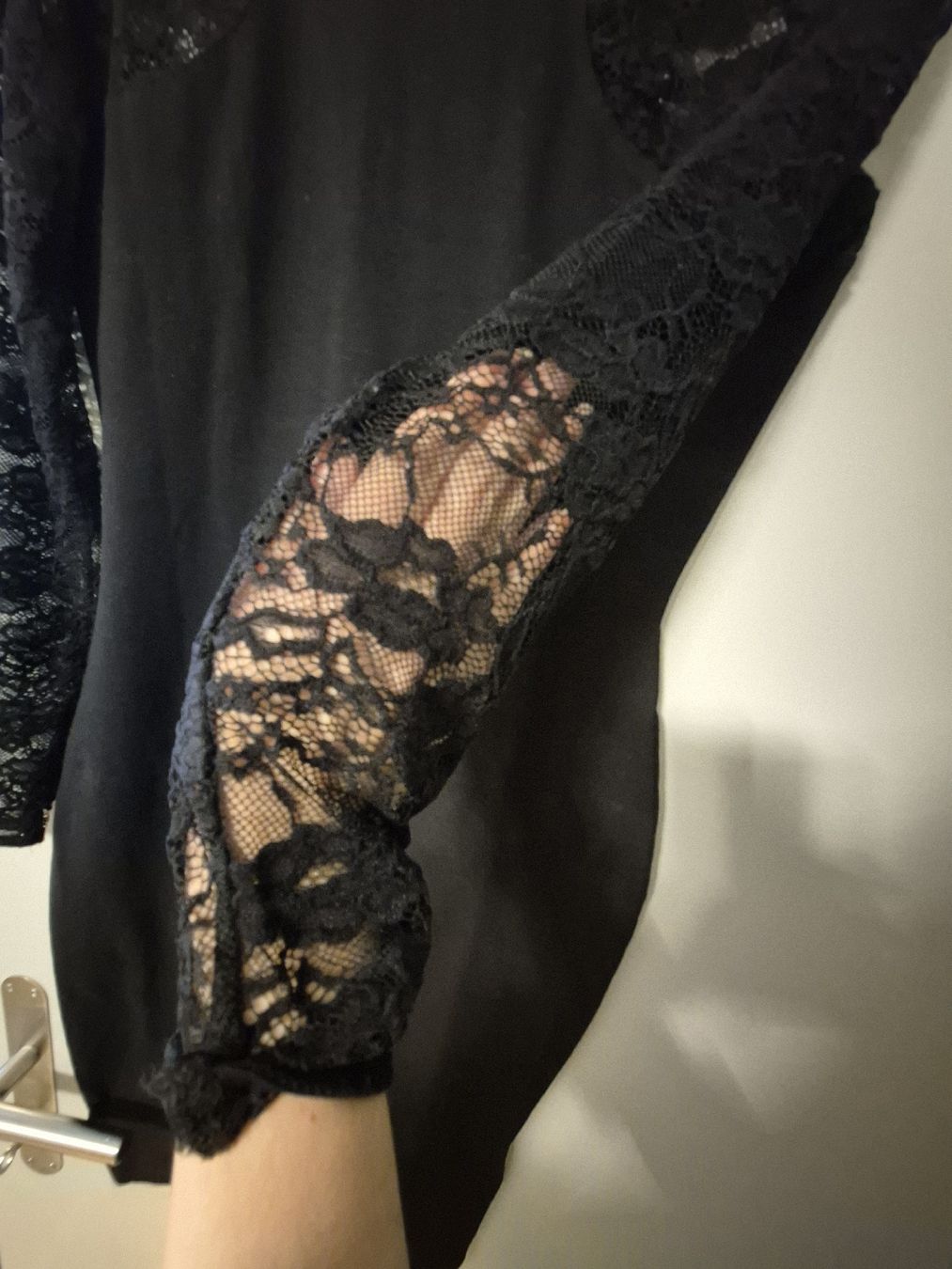 Kleider: Schickes, schwarzes Kleid mit Spitze - Grösse M – Neu (gemäss Beschreibung) aus Zürich von mit_jz2x 1