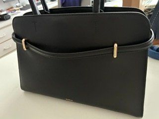 Furla Borse da donna: Schwarze Furla Lederhandtasche – Usato da Baar venduto da Elisabeth075 1