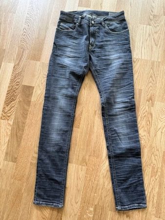 Jeans Diesel Gr.176 wie neu