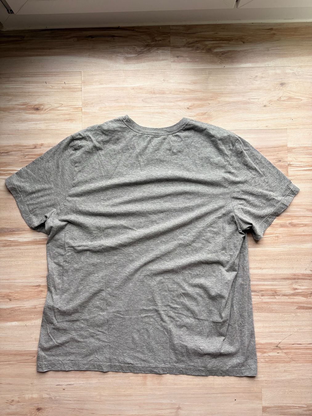 Nike T-shirt: Vintage Nike T-Shirt – Usato da Wigoltingen venduto da _vntg_ 3