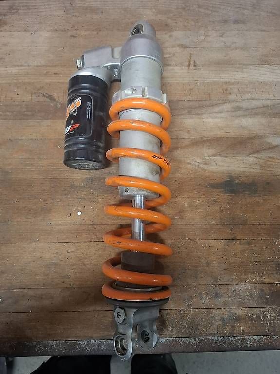 Tutti i ricambio per moto: Amortisseur KTM EXC – Usato da Cournillens venduto da MotoRepaire