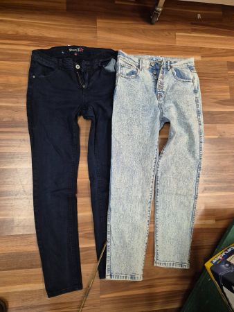 2 Jeans Gr. 38 / Gr. 40 pull&bear und chicoree K30