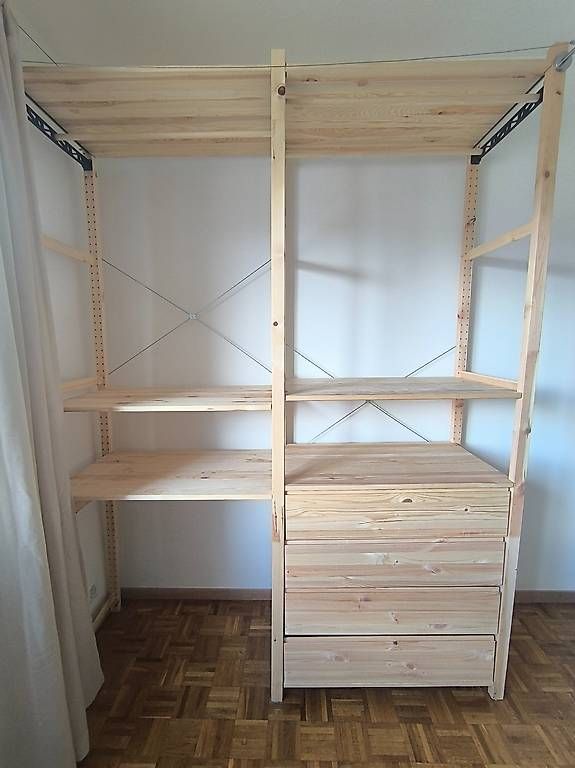 Ikea Armadi: Grande penderie IVAR en bois – Usato da Carouge GE venduto da alinenanko