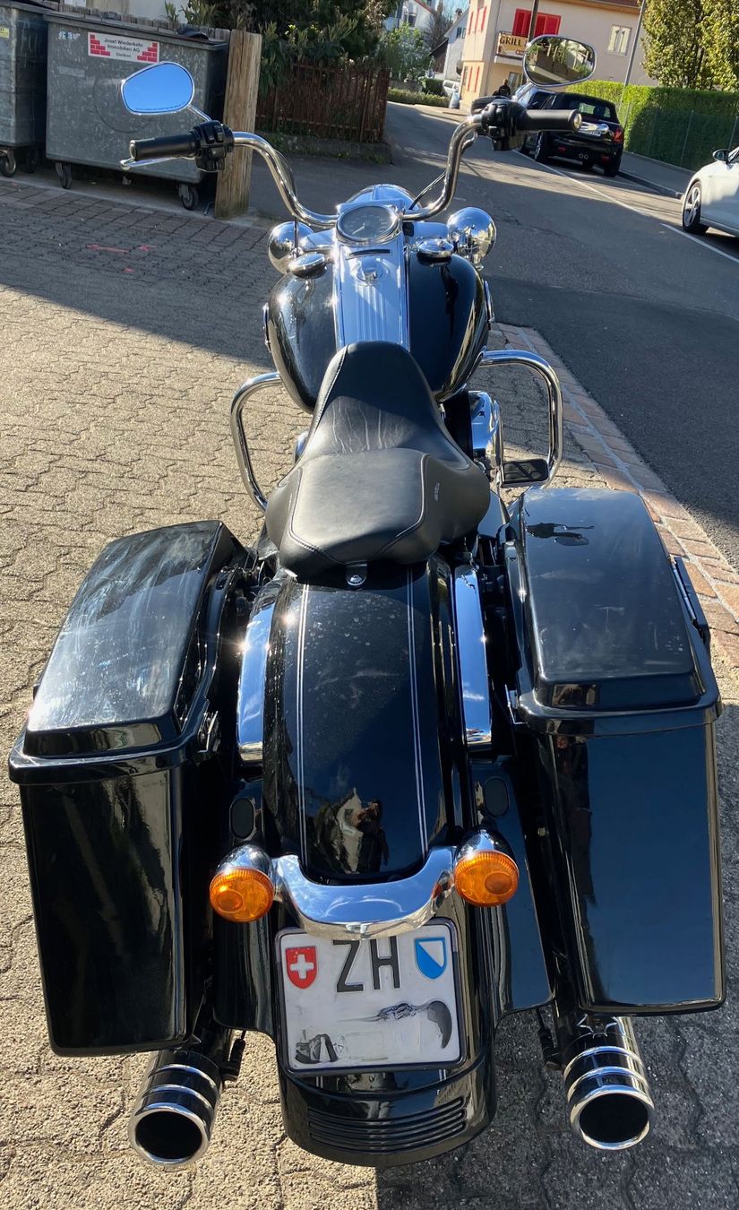 Harley-Davidson Touring: Harley Road King 09 – D'occasion à Zürich par MamuTech 2