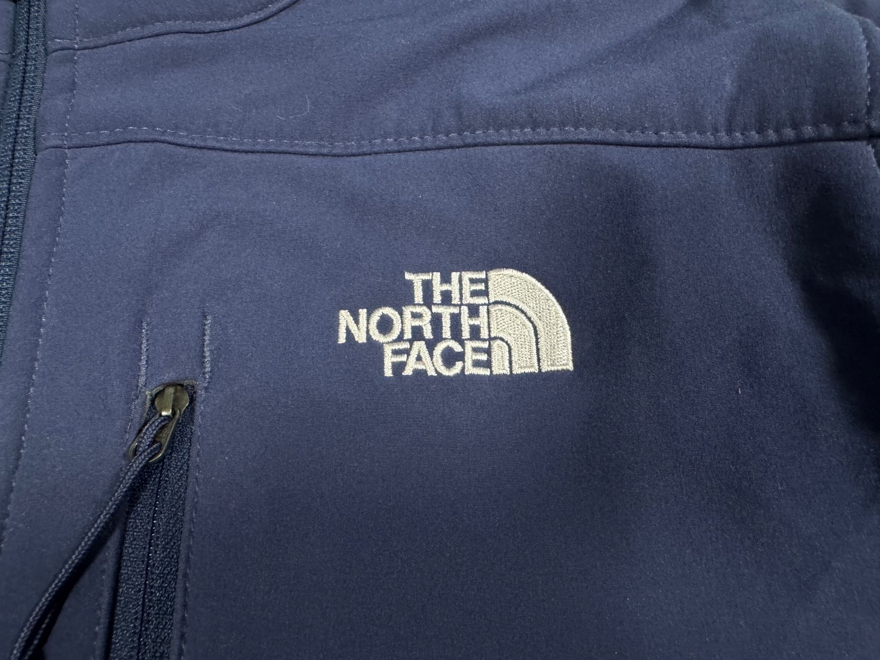 North Face Giacche: The North Face Apex Bionic jacket softshell MEN Sz M – Usato da Neuchâtel venduto da _Easy_to_Find_ 1