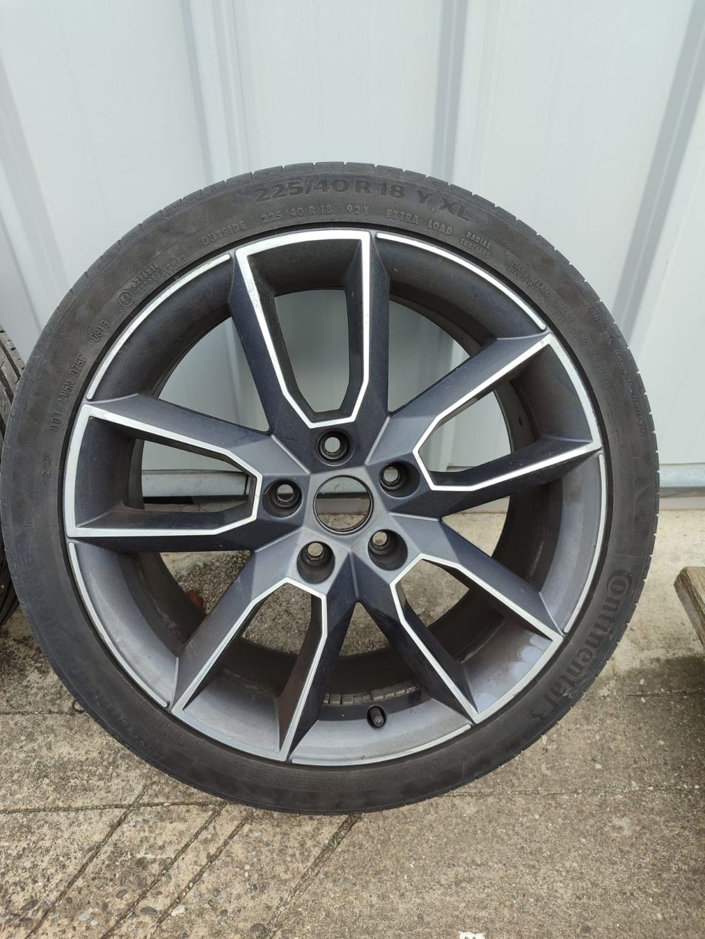 Skoda Pneumatici & Ruote complete: Felgen Skoda Octavia VRS 5E – Usato da Pleigne venduto da skate254 3
