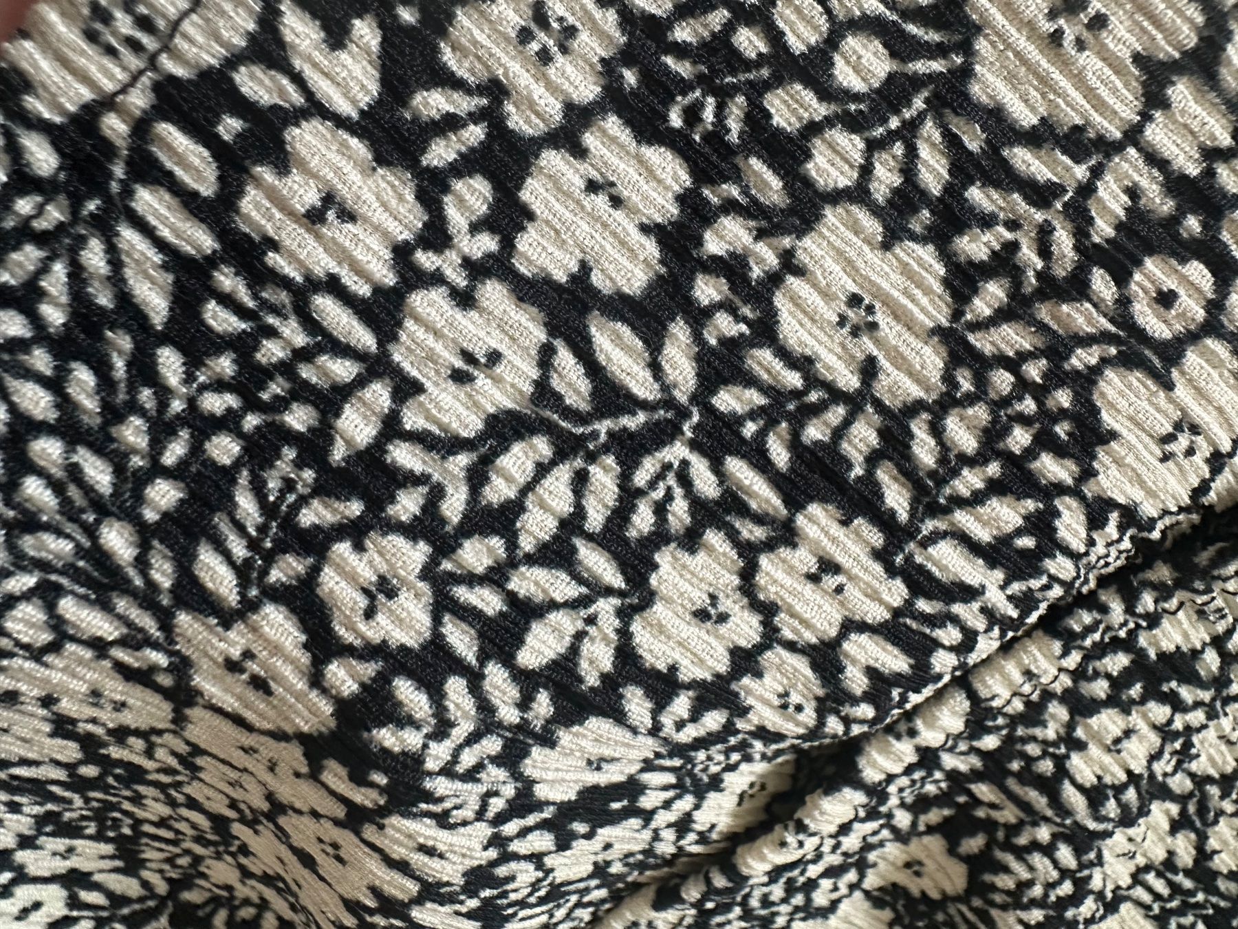 Zara Vestiti & Gonne: Mini skirts – Usato da Binningen venduto da mar_nz5s 3