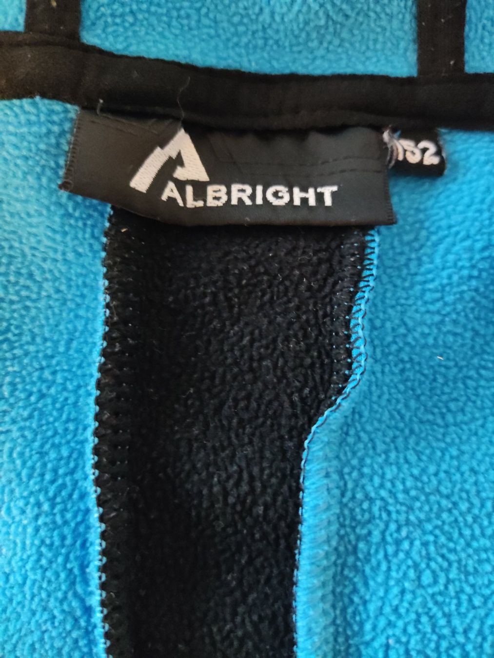 Albright Jacken: Coole Albright Kapuzenjacke, Grösse 152 – Gebraucht aus Starrkirch-Wil von sil_x69w 2