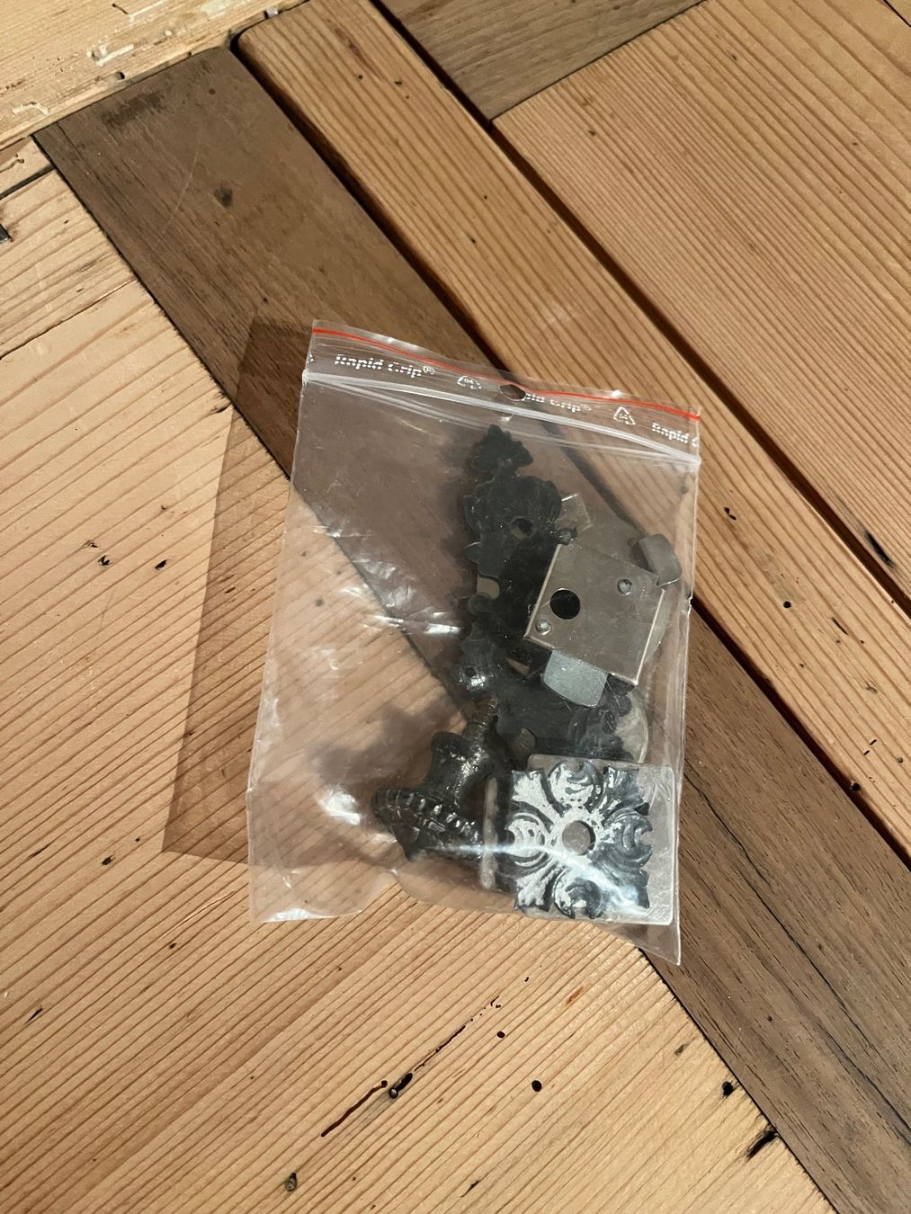 Scrivanie: Alter antiker Holz Sekretär – Usato da Gurmels venduto da sar_znc6 9