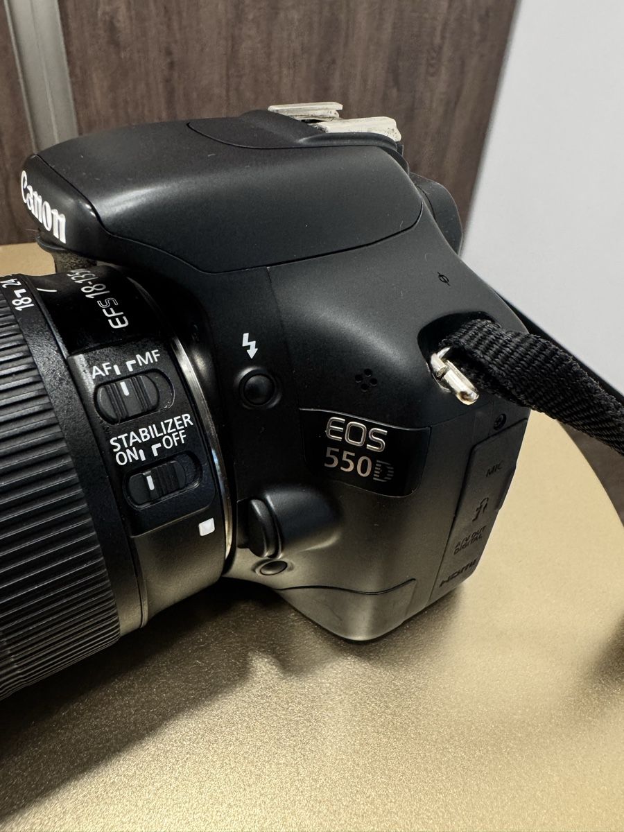 Canon Fotocamera: Canon EOS 550D with 18-135mm lens plus accessories. – Nuovo (secondo la descrizione) da Thonex venduto da Lux_brands01 7