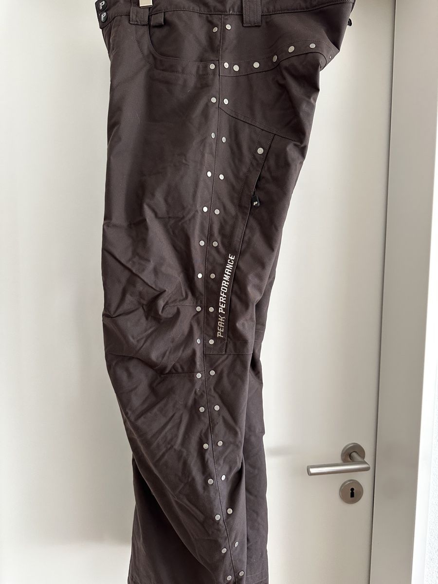 Peak Performance Pantaloni: Peak Performance Skihose Braun mit Nieten – Usato da Speicher venduto da pat_ddn8 3