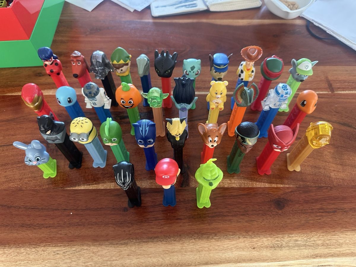 Pez Figurines: PEZ 34 Stück  – D'occasion à Zürich par Kareljan 1