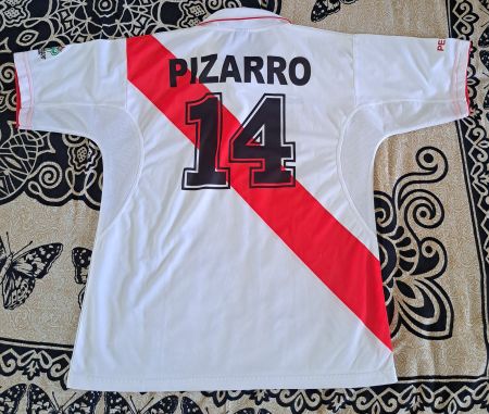 Fussballtrikot Peru Nationalmannschaft 14 Pizarro 2004 Perú