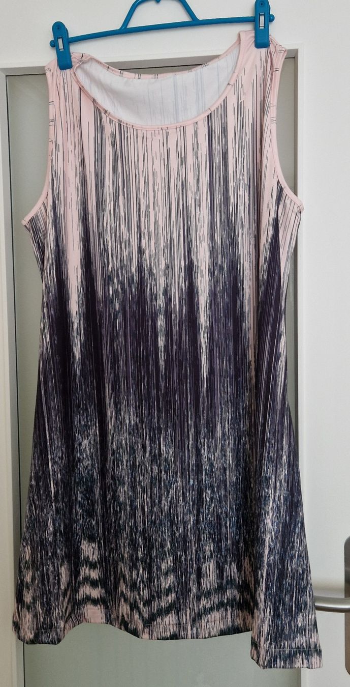 Kleider: Pull pour femme XL – Gebraucht aus Couvet von Pioune