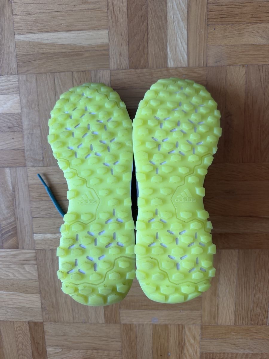 Adidas Chaussures garçon: Hockey Youngstar Schuhe – Neuf (Voir description) à Zürich par prochcar 2