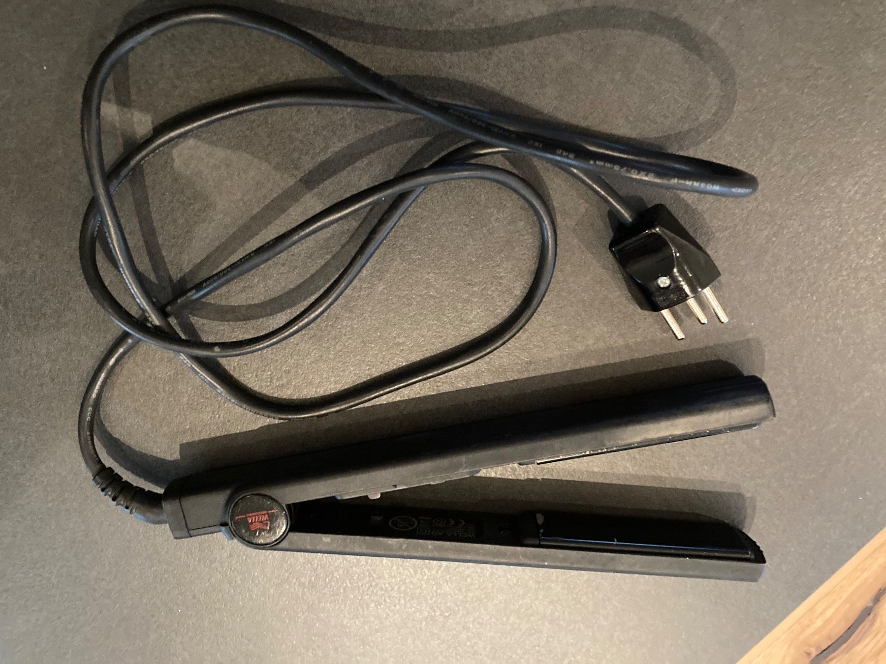 Färbemittel: Haarglätter Wella – Gebraucht aus Bülach von Stellina72 1