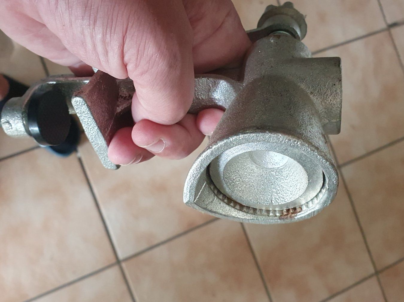 Trinciatrici: Broyeur de graines – Usato da Châtonnaye venduto da Kojak120 2