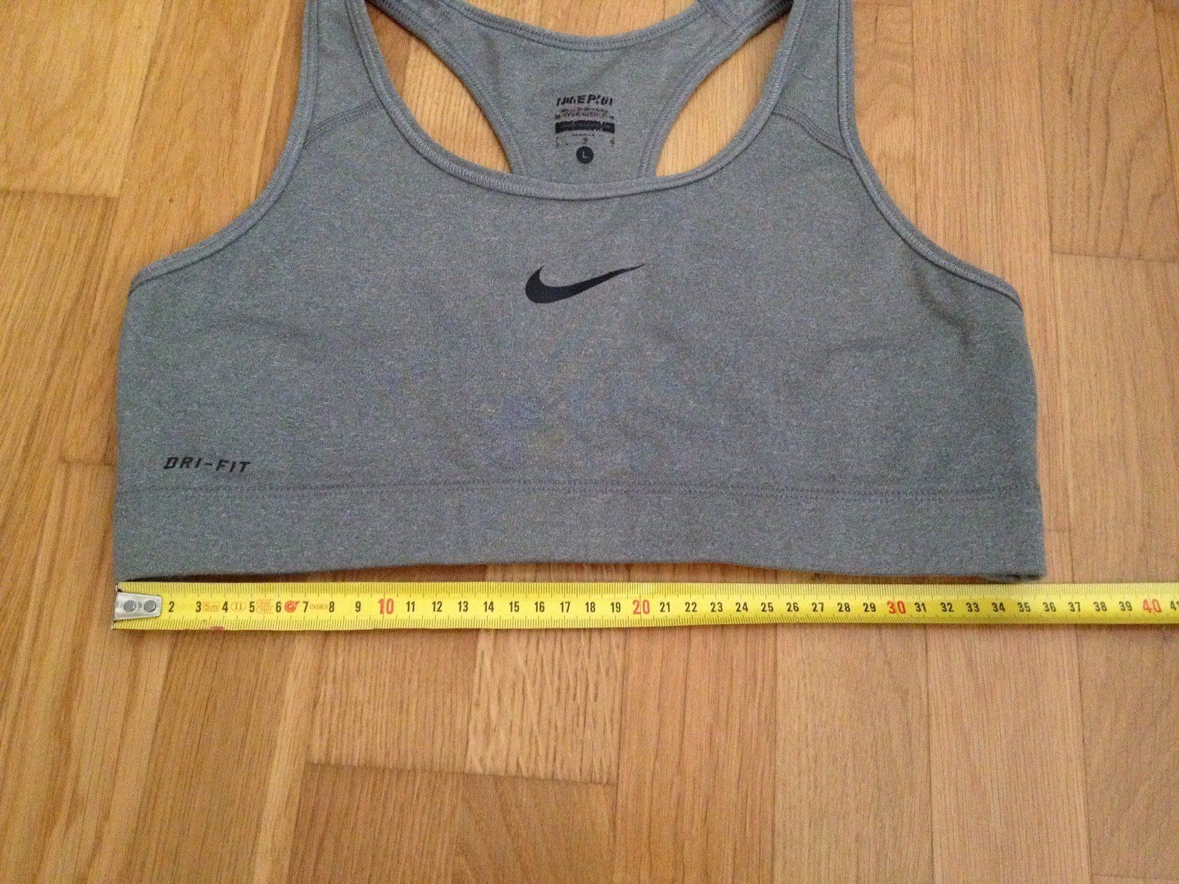 Nike Tops: Sport Top Nike – D'occasion à Dübendorf par Fip05 2