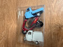 Modellfahrzeuge 3er Set: Roller, Ape, Piaggio.