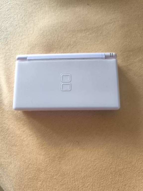 Nintendo Console: Nintendo DS Lite rose – Usato da Ecublens VD venduto da mor_lqc5 4