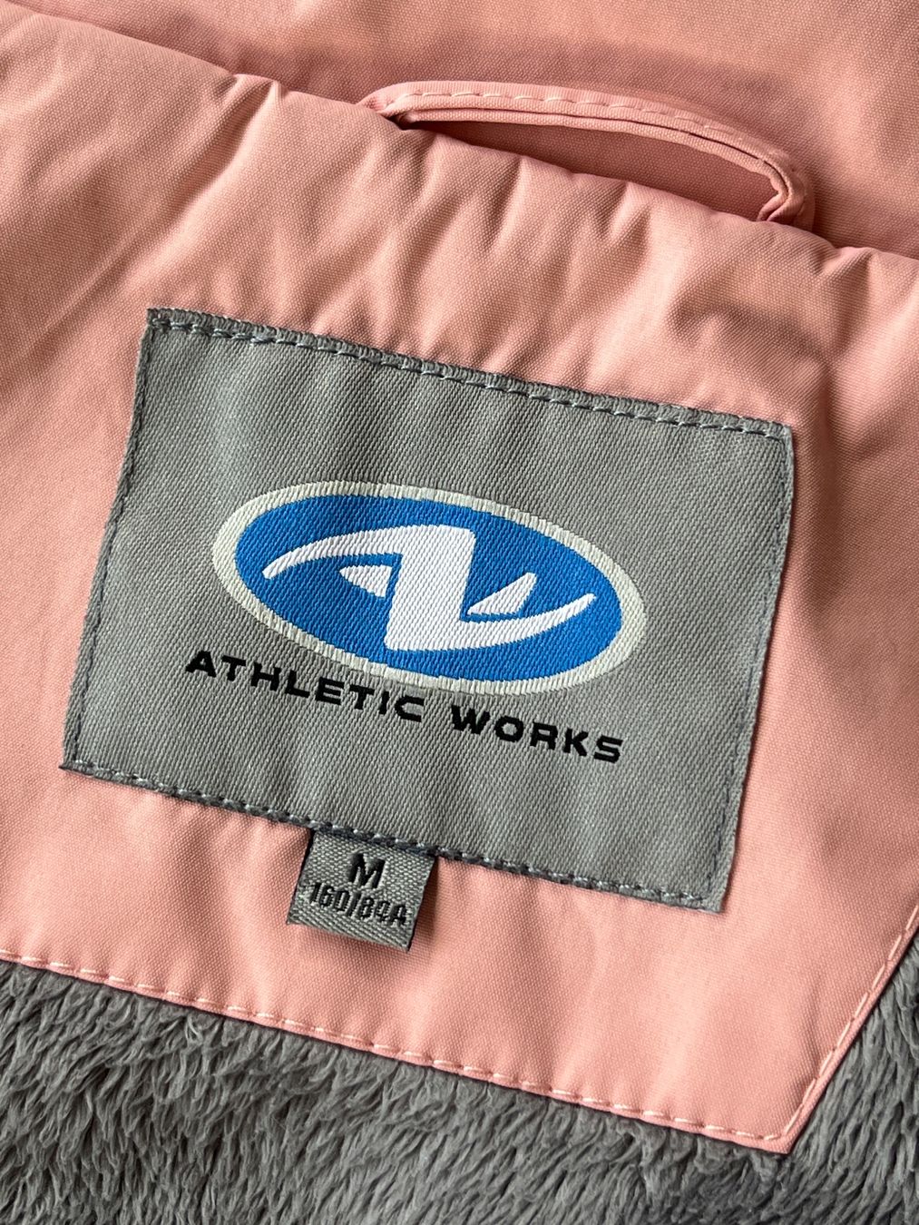Giacche: ATHLETIC Damen Winterjacke - Größe S – Usato da Kilchberg ZH venduto da Simple.Life 6