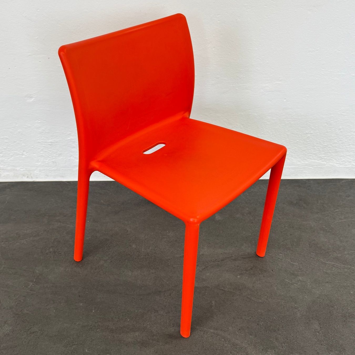Magis Poltrone: Magis Air Chair Orange – Usato da Schönenwerd venduto da mcofficeshop 1