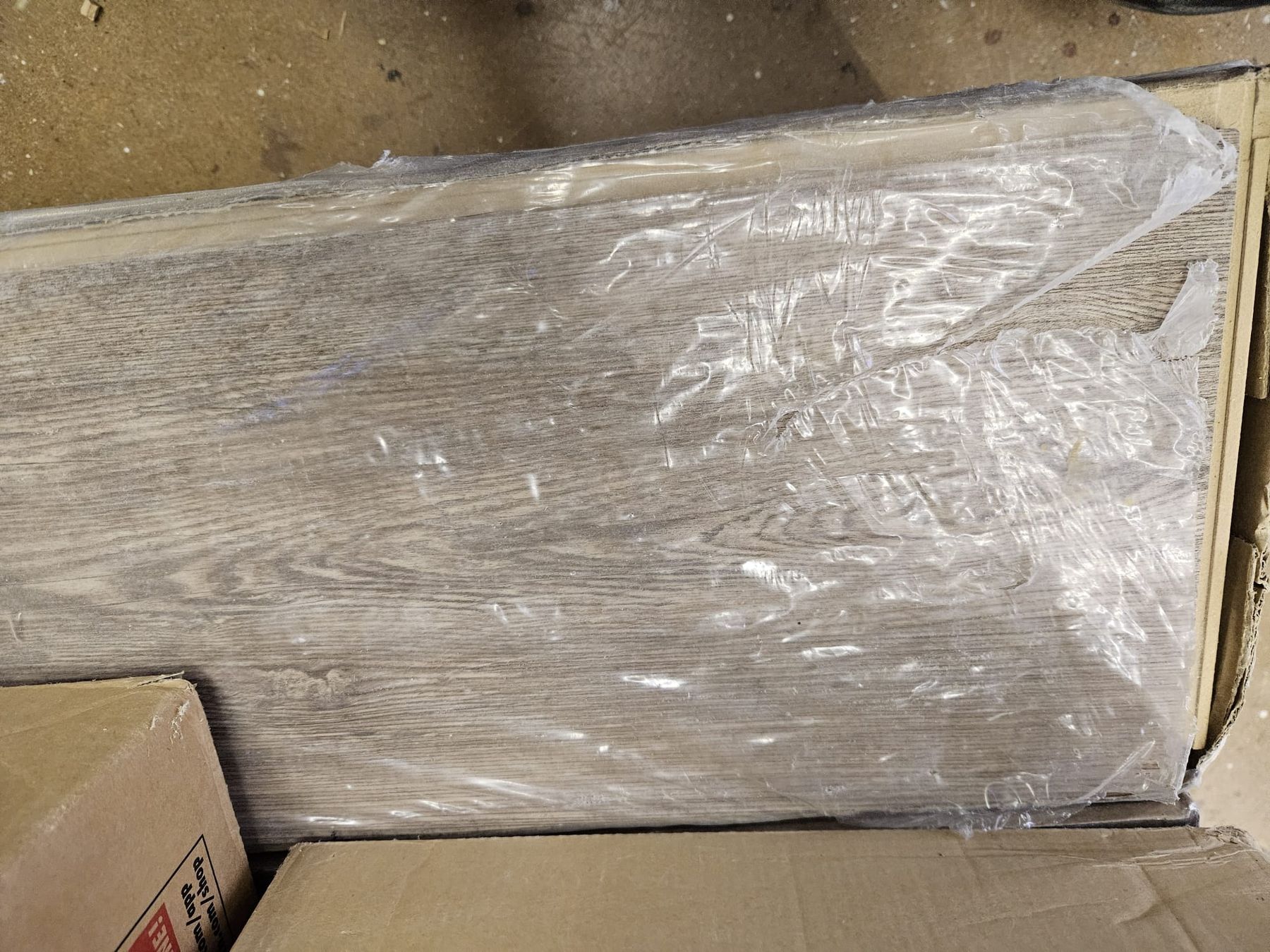 Rivestimenti per pavimenti: Vinylboden – Nuovo e nell'imballaggio originale da Wasen im Emmental venduto da GPower44 2