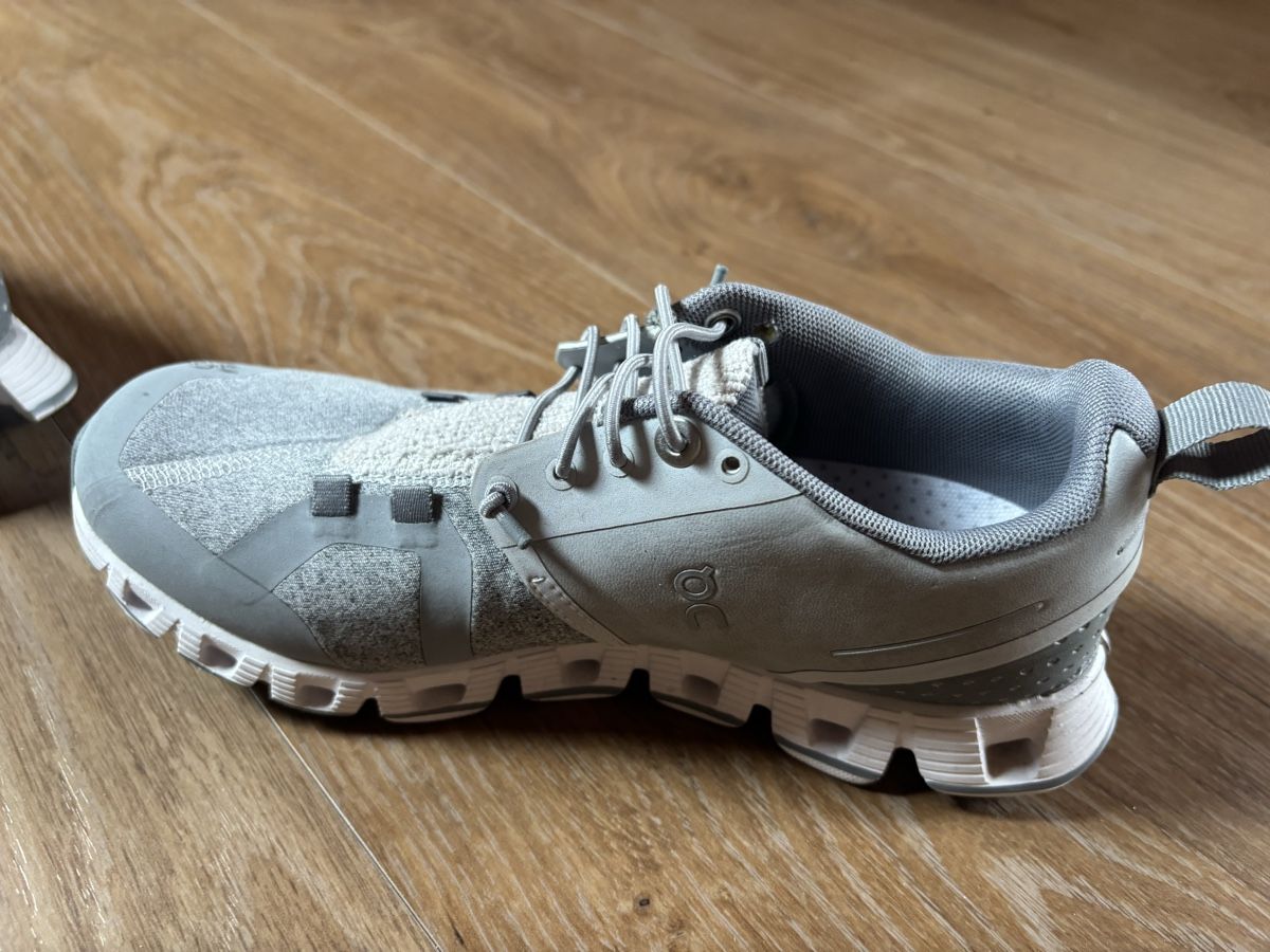 On Scarpe da donna: ON SCHUHE Damen Nr. 36 – Nuovo (secondo la descrizione) da St. Moritz venduto da rac_k8rh 1