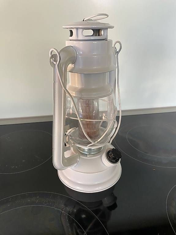 Lampade & Luci: Sturmlaterne LED – Usato da Brugg AG venduto da FlowerStreet
