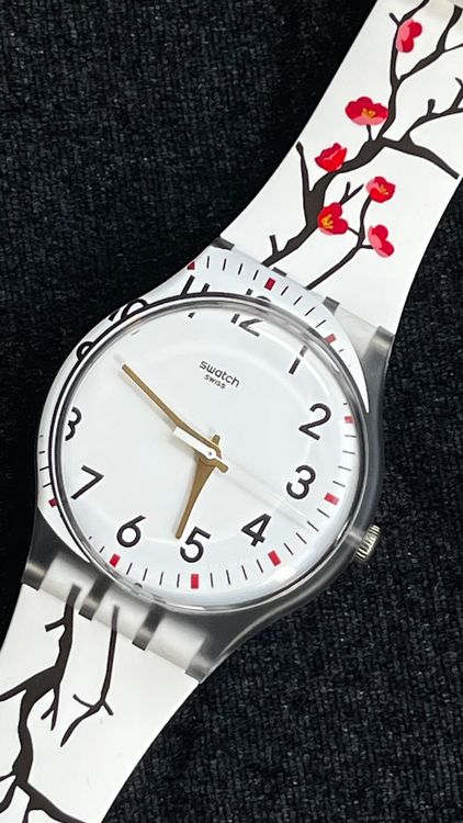 Swatch Orologi: Swatch Uhr Gent mit Kirschblüten Design – Usato da Grenchen venduto da chththl