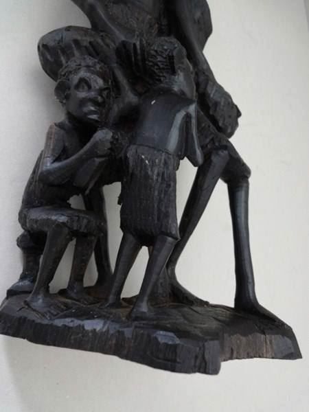 Skulpturen & Statuen: Afrikanische Holzfigur -  geschnitzt – Gebraucht aus Chur von omonia 2