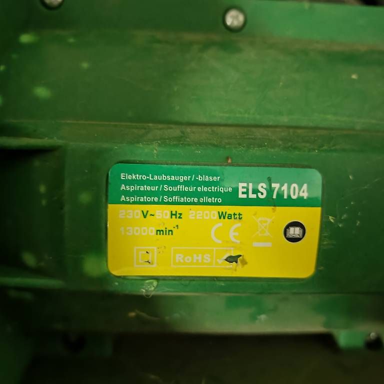 Laubbläser & Laubsauger: Elektro Laubsauger / Laubbläser 2200W – Gebraucht aus Magden von Maxh330 1