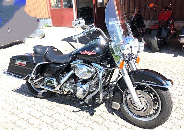Harley-Davidson Chopper: Harley-Davidson FLHR   Road King – Defekt aus Gossau ZH von