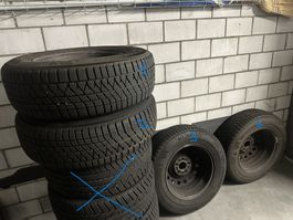 4 Winterreifen Kumho 215/70 R16 100T SUV