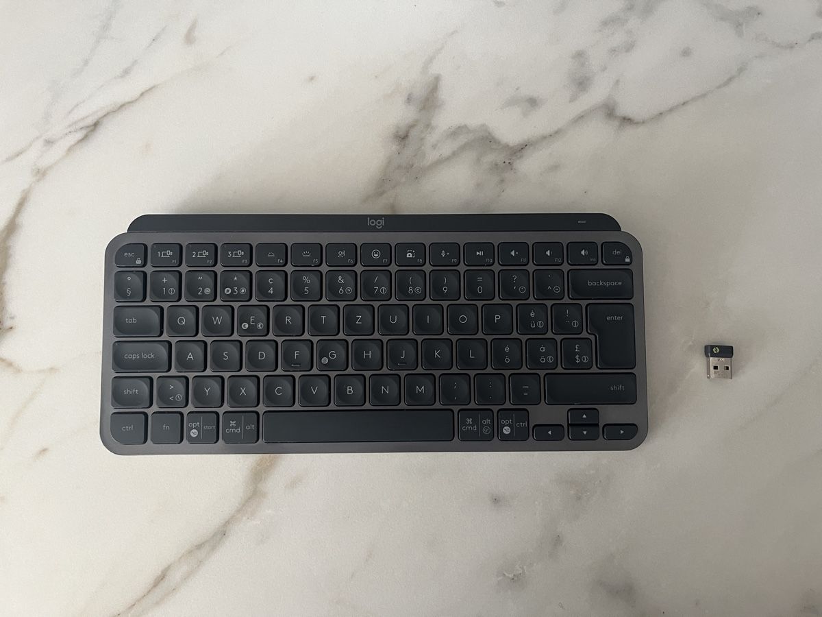 Logitech Tastiere: Logitech MX Keys Mini (Mac/Windows) – Usato da Kloten venduto da neo_bytes