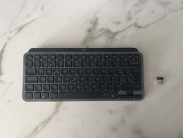 Logitech MX Keys Mini (Mac/Windows)