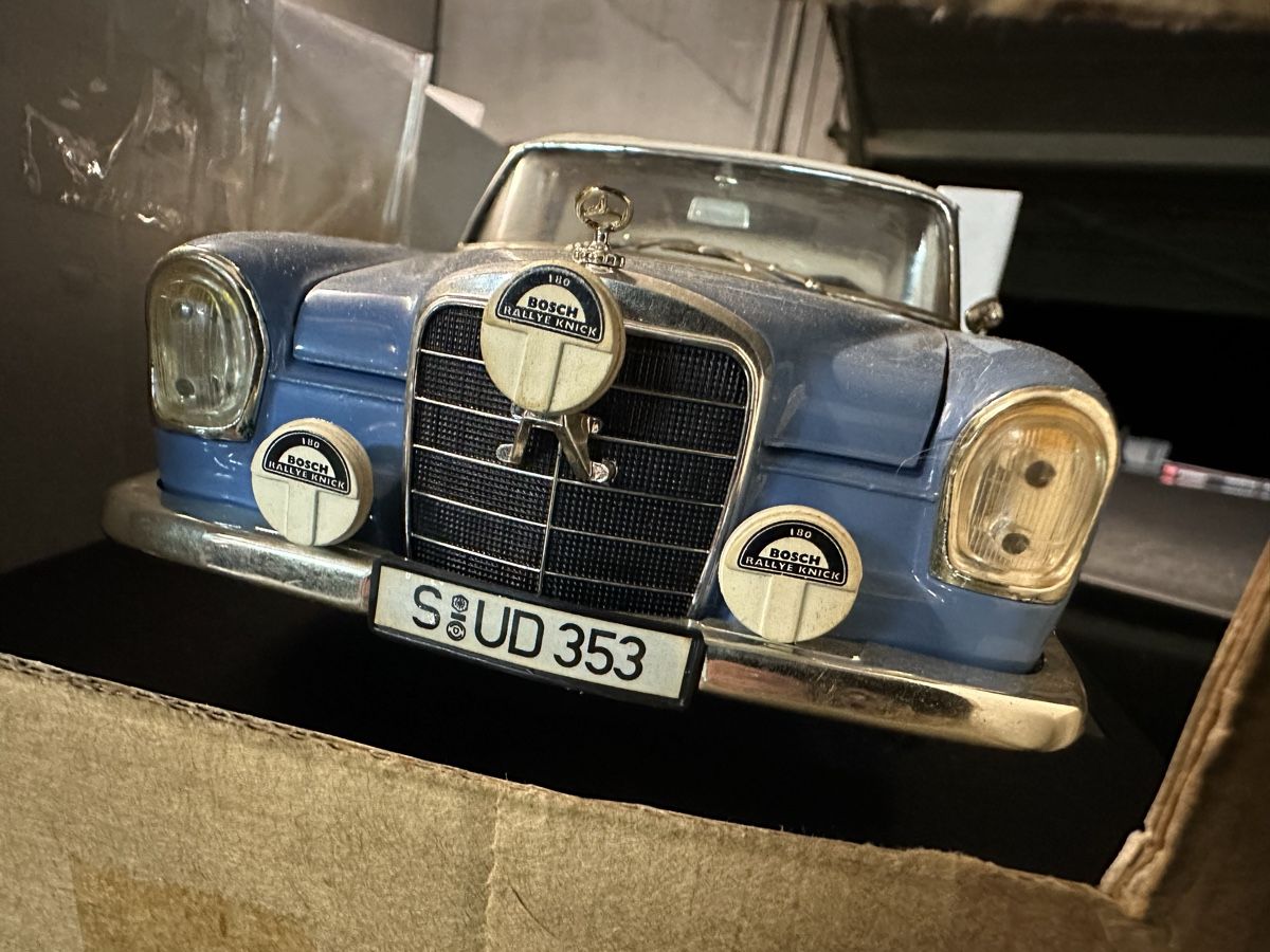 Mercedes-Benz Modellini d'auto: Mercedes 300 se heckflosse Oldtimer classic Rallye – Nuovo (secondo la descrizione) da Reinach AG venduto da rares75 1