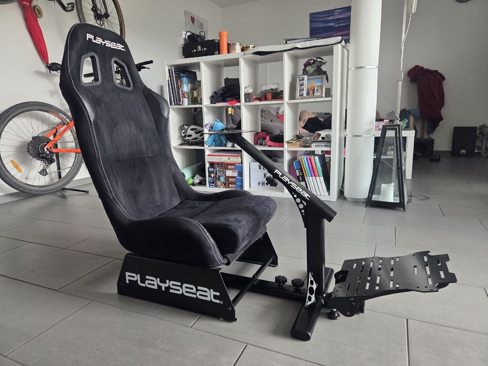 Playseat Stühle: Playseat SimRacing – Gebraucht aus Meisterschwanden von kevin.ha93
