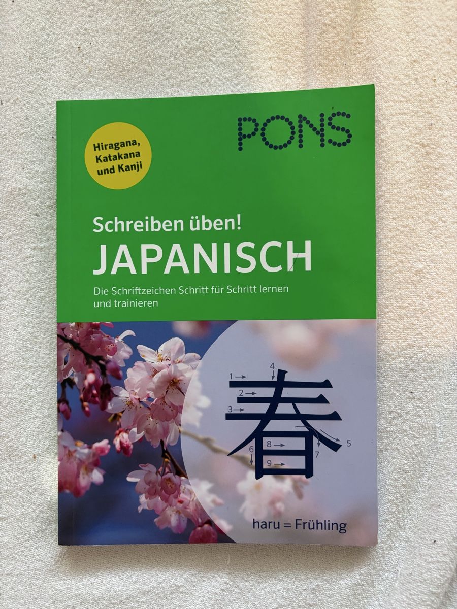 Libri: Japanisch Übungsheft – Nuovo (secondo la descrizione) da Hüttikon venduto da ele_tll8