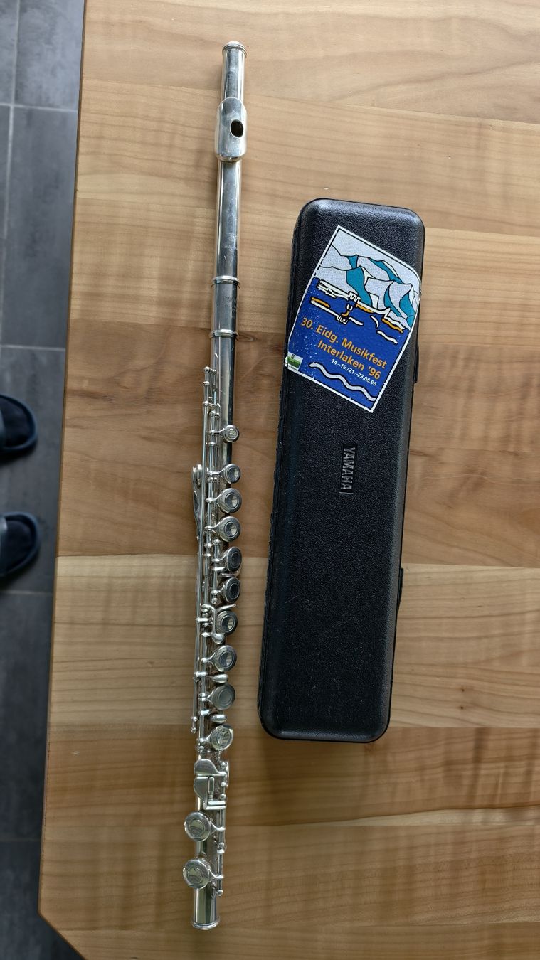 Yamaha Instruments de musique: Querflöte Yamaha mit Silber Kopf – D'occasion à Willerzell par PeterB010