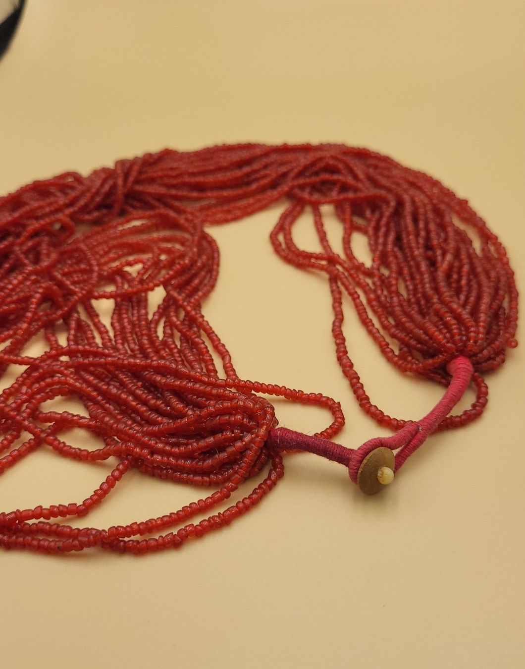 Ketten: Schöne Mehrreihig Rote Collier – Gebraucht aus Wald ZH von SwissPawnshop 1