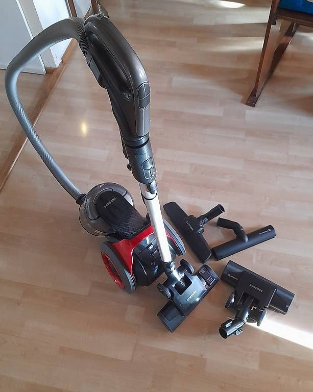 Aspirapolveri & Accessori: aspirateur cyclone – Usato da Le Sentier venduto da marcalbert 1