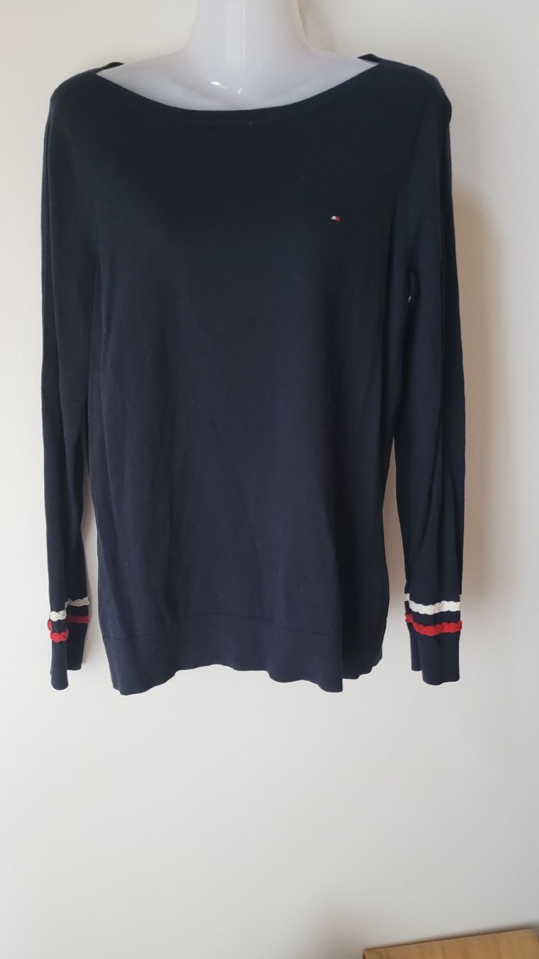 Tommy Hilfiger Pulls & Sweat-shirts: Tommy Hilfiger Pullover dunkelblau neuwertig L – D'occasion à Horgenberg par Klatschmohnmaria